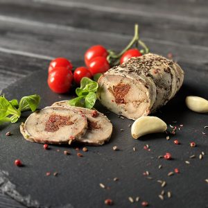 Vištienos vyniotinis su saulėje džiovintais pomidorais